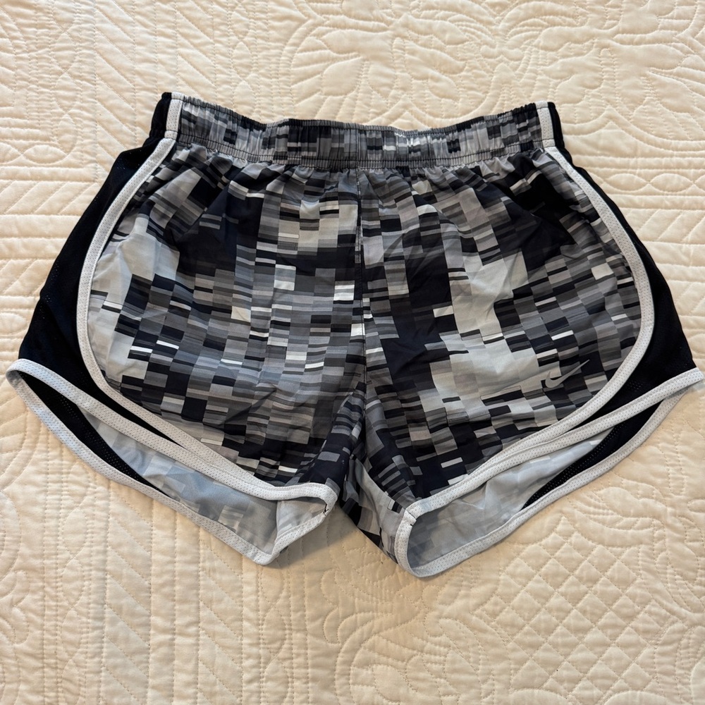 Nike Women's Athletic Shorts in Black and Gray Mosaic